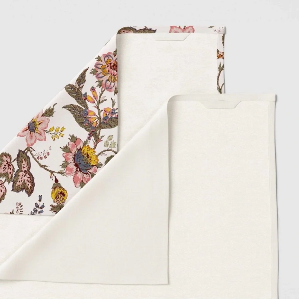 🐰2pc Floral Embroidered 100% Cotton Kitchen Towels NWT Threshold - Picture 5 of 6